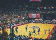 开云体育入口-海派节奏与东方律动，当爵士力克尼克斯，王哲林状态火热的双重奏